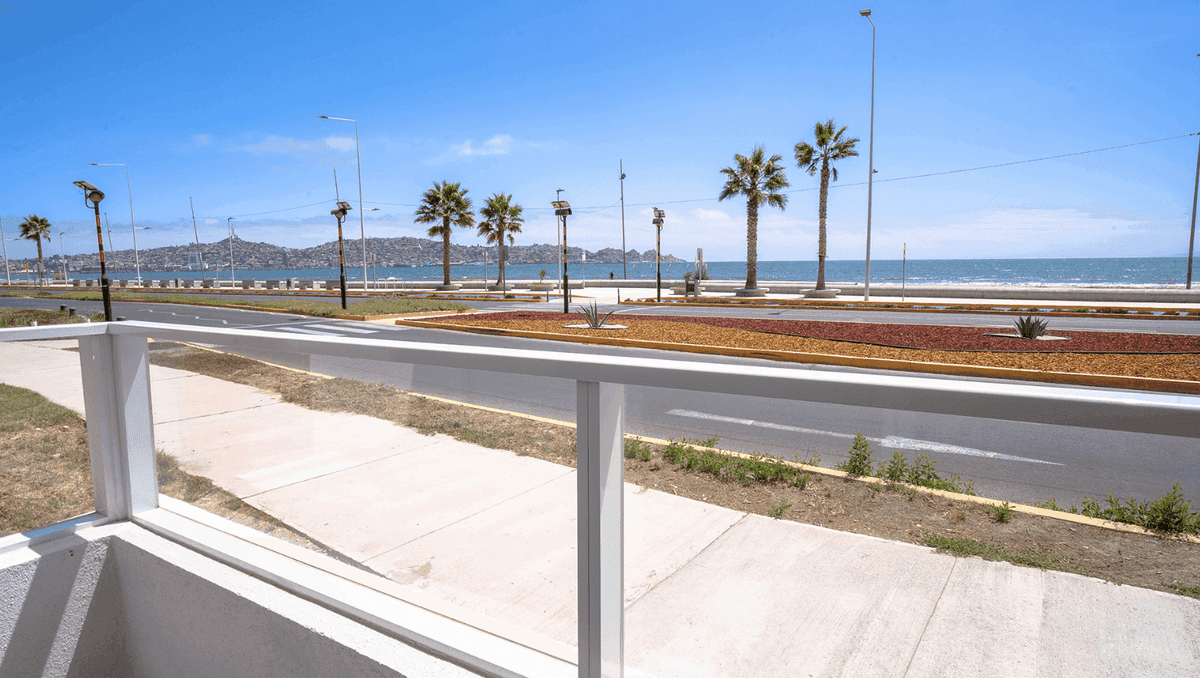 Equipamiento y terminaciones —  Costanera Coquimbo Etapa 1B