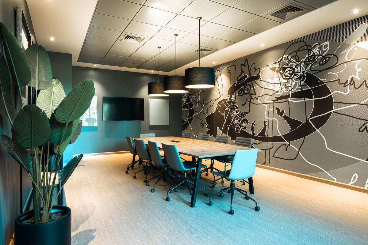 Áreas comunes — Corner Offices (OFICINAS)