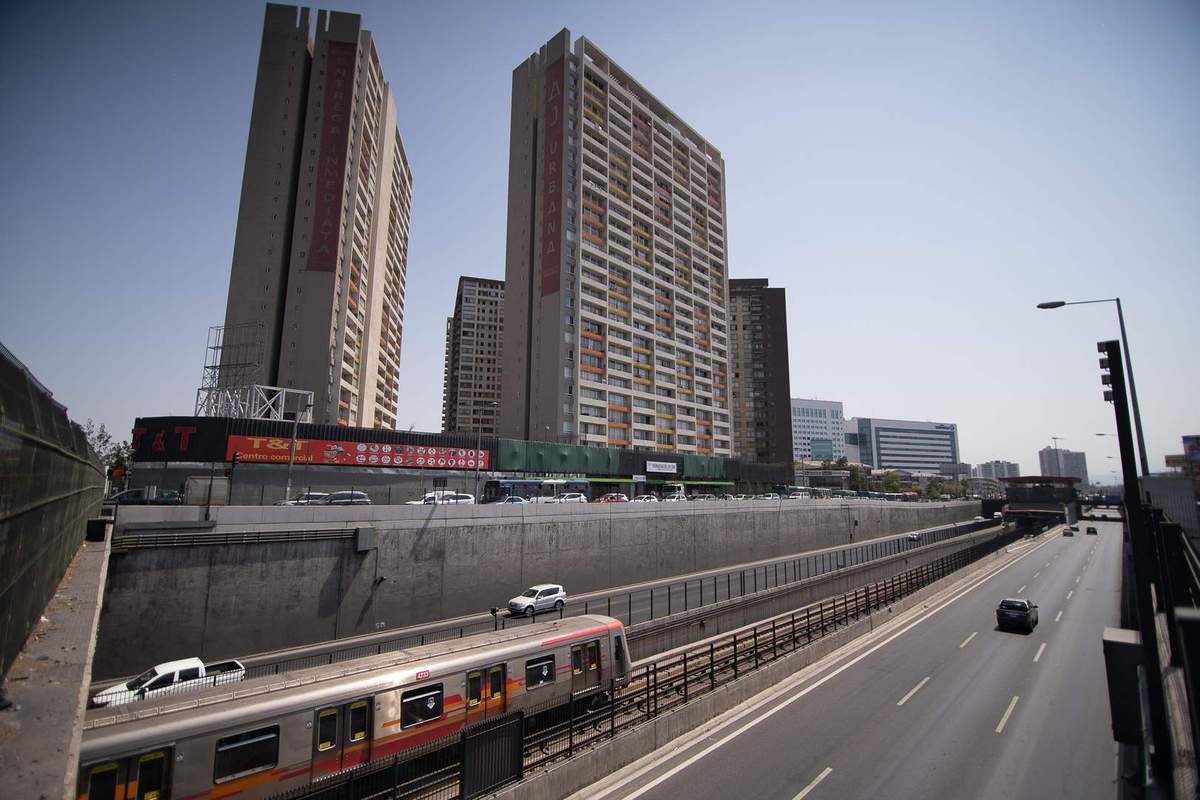 AUTOPISTA VESPUCIO